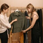 Wolnostojący wieszak na ubrania – praktyczne i stylowe rozwiązanie